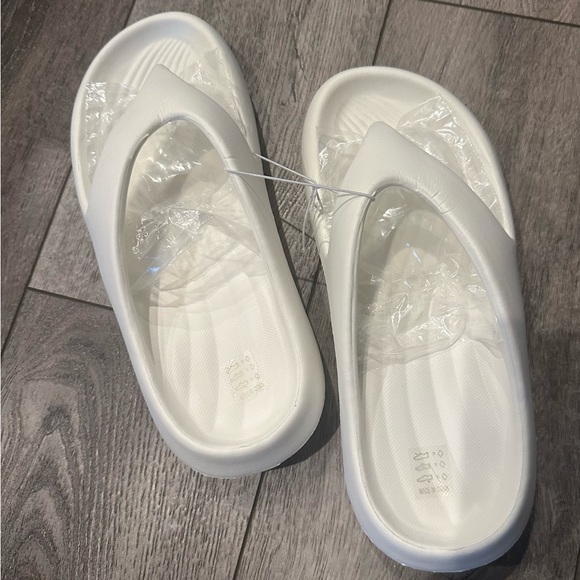 White Slide Sandals home/outside
Relief Plantar Fasciitis,Arthritis,Flat Feet, - Picture 1 of 5